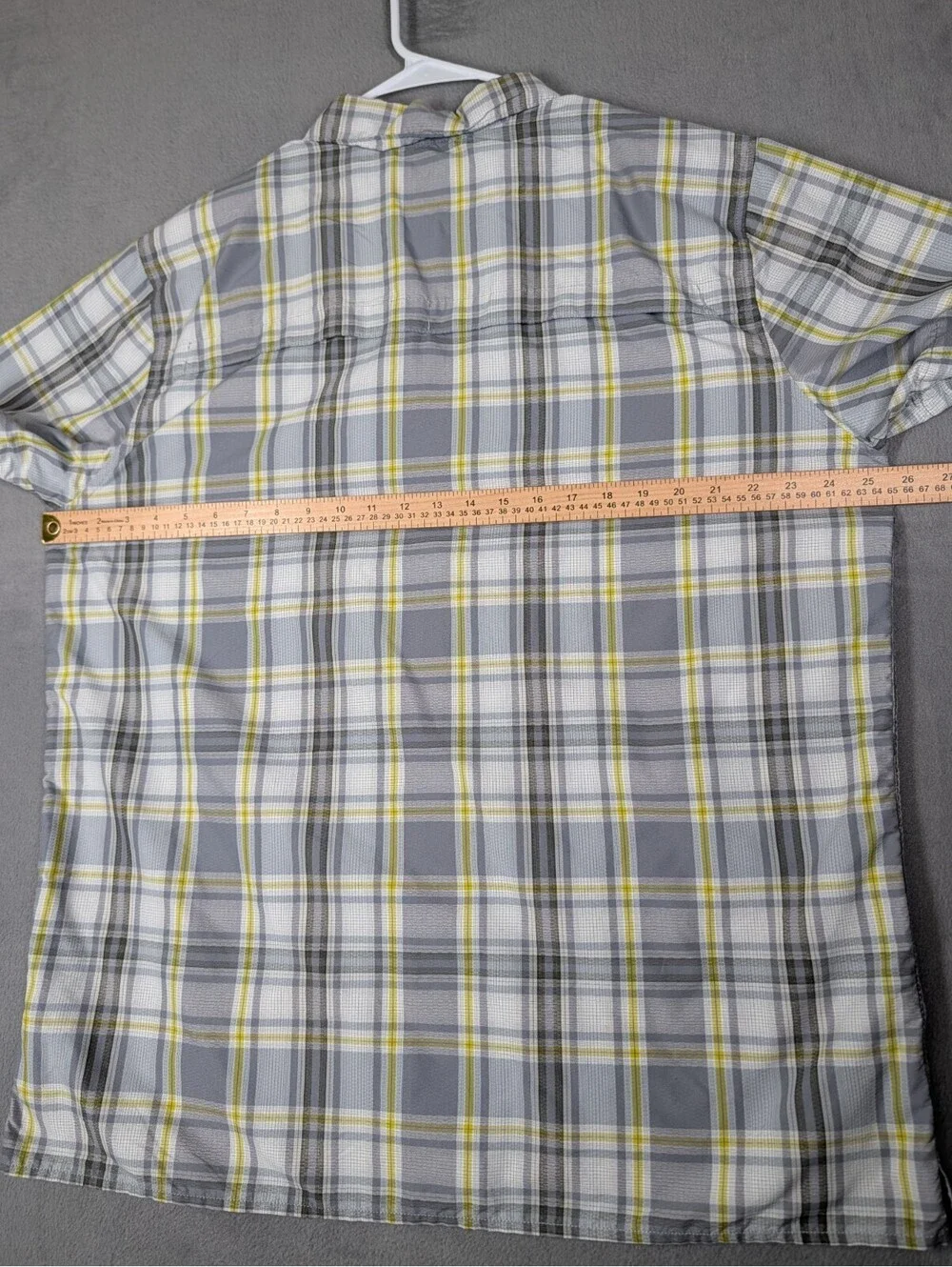 The North Face Mens XL Grey Plaid Short Sleeve Button Up Hiking Shirt Quick Dry